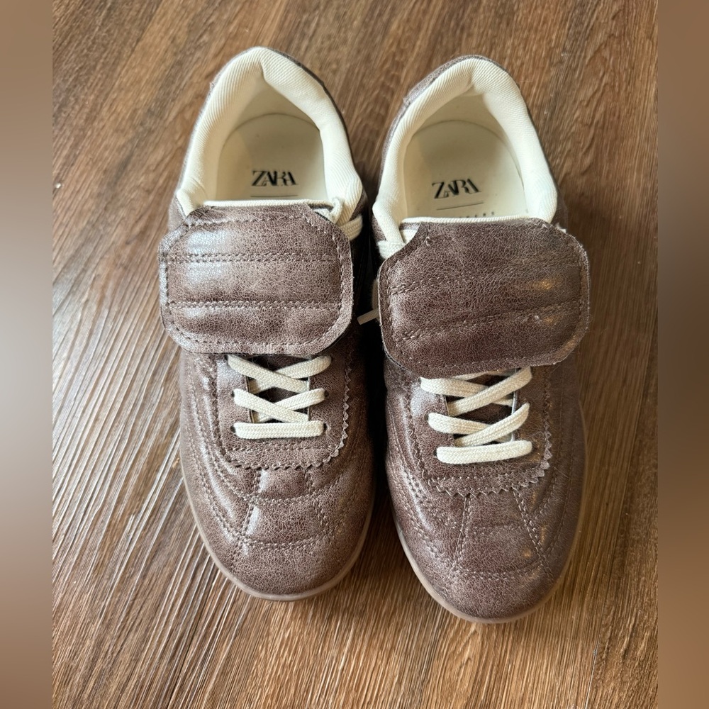 Zara Brown Sneakers